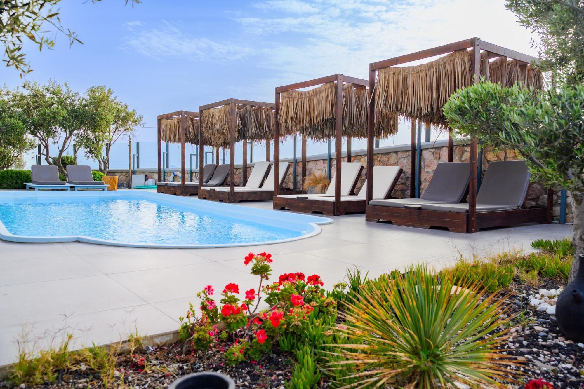 Hotel Impressive One Ormos Athinios Zewnętrze zdjęcie